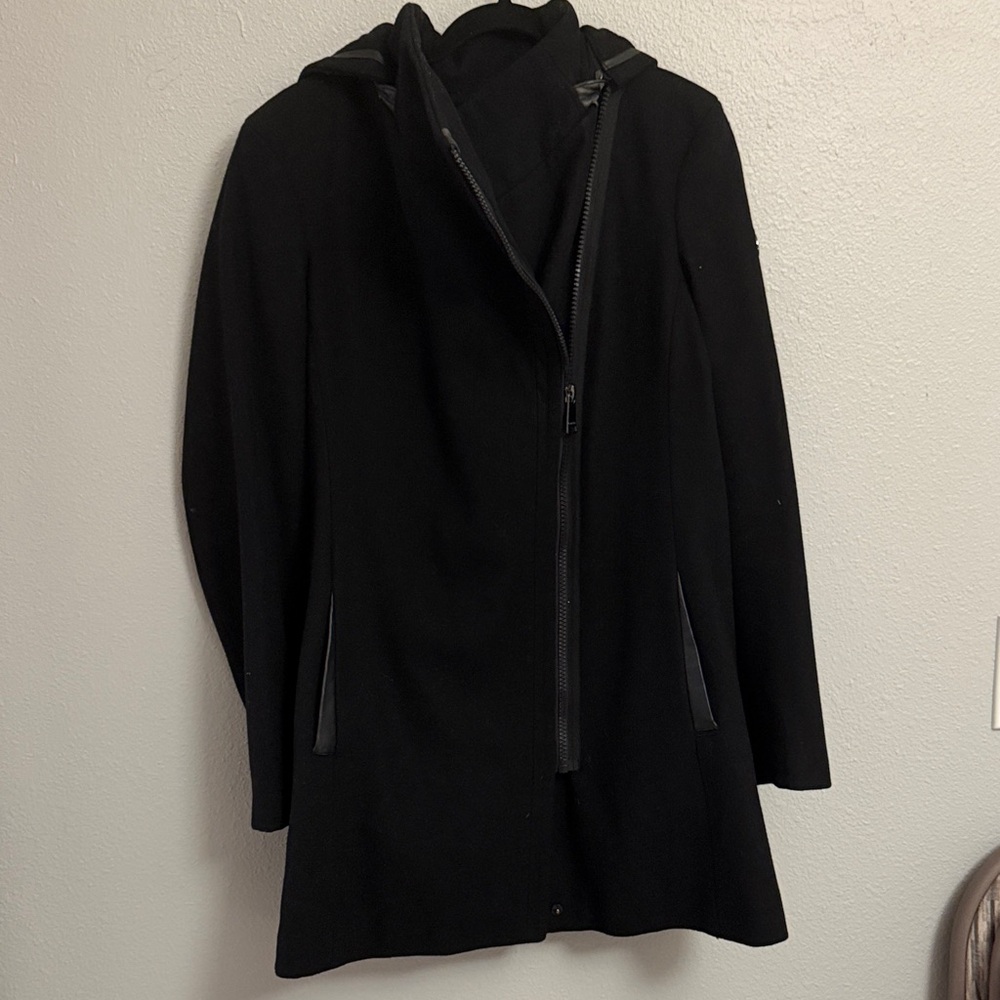 Calvin Klein: Women's Black Hooded Coat